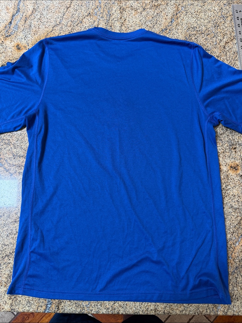 Nike Royal Blue Atlanta Braves Short Sleeve Tee with Red & White Accents - Picture 3 of 3
